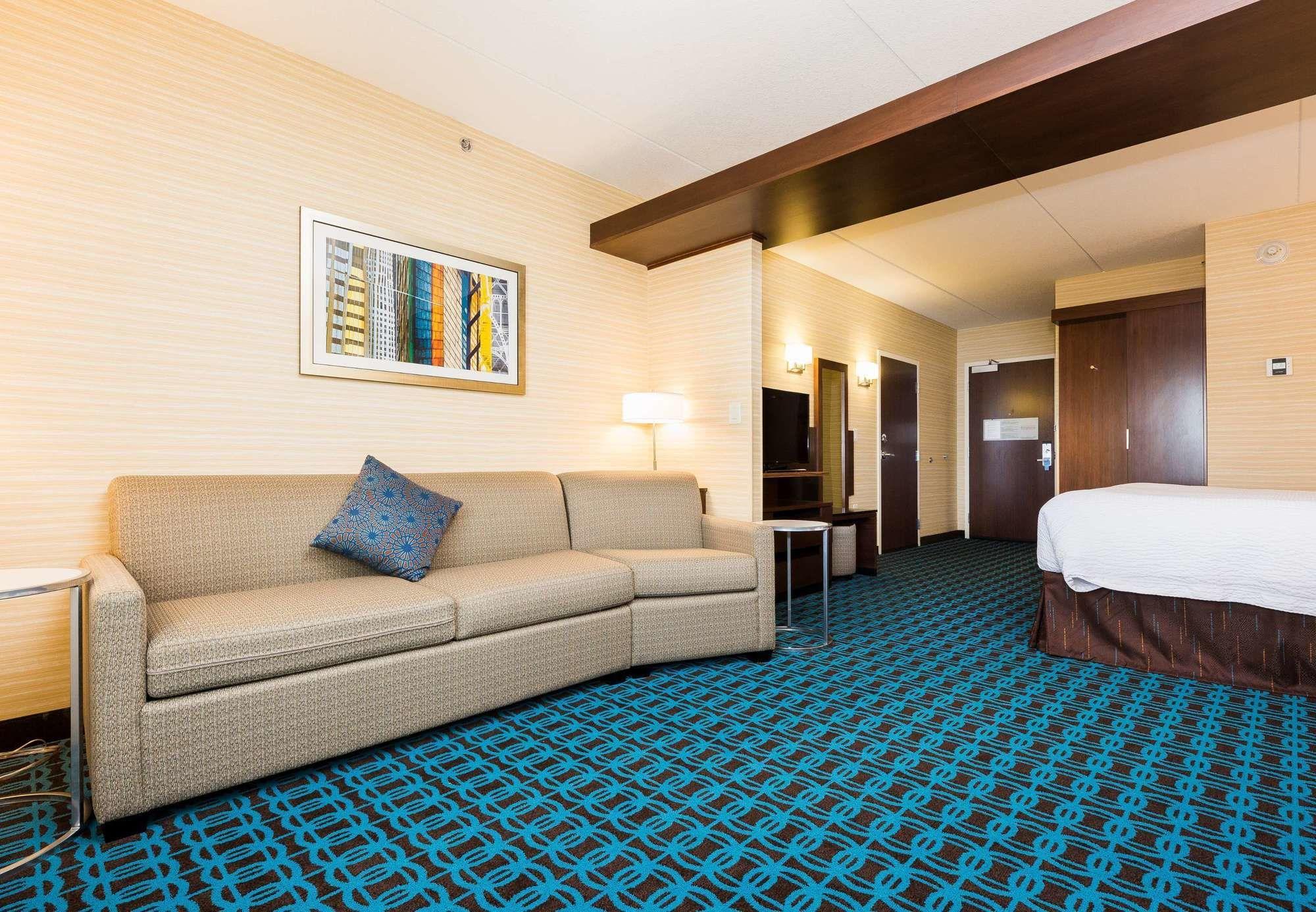 Fairfield Inn & Suites By Marriott Edmonton North Exterior photo