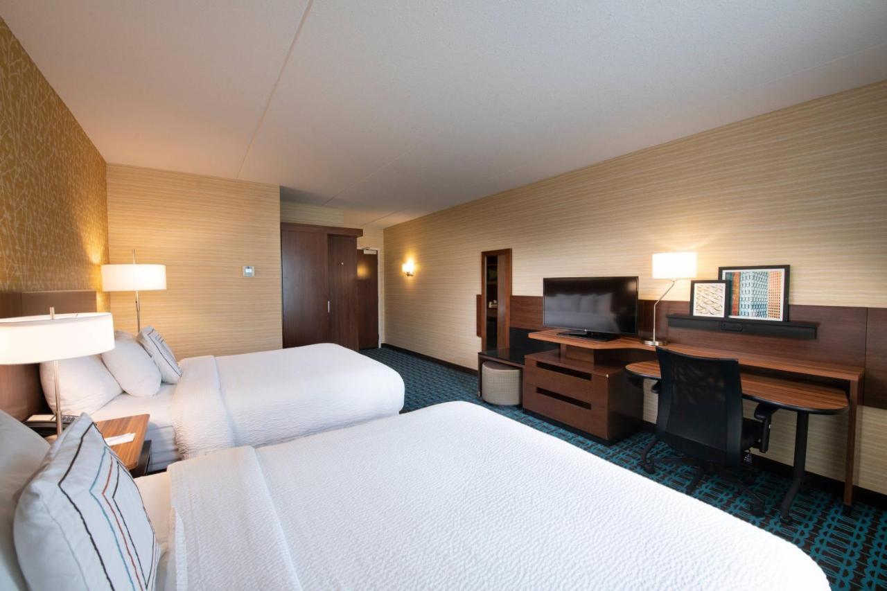 Fairfield Inn & Suites By Marriott Edmonton North Exterior photo