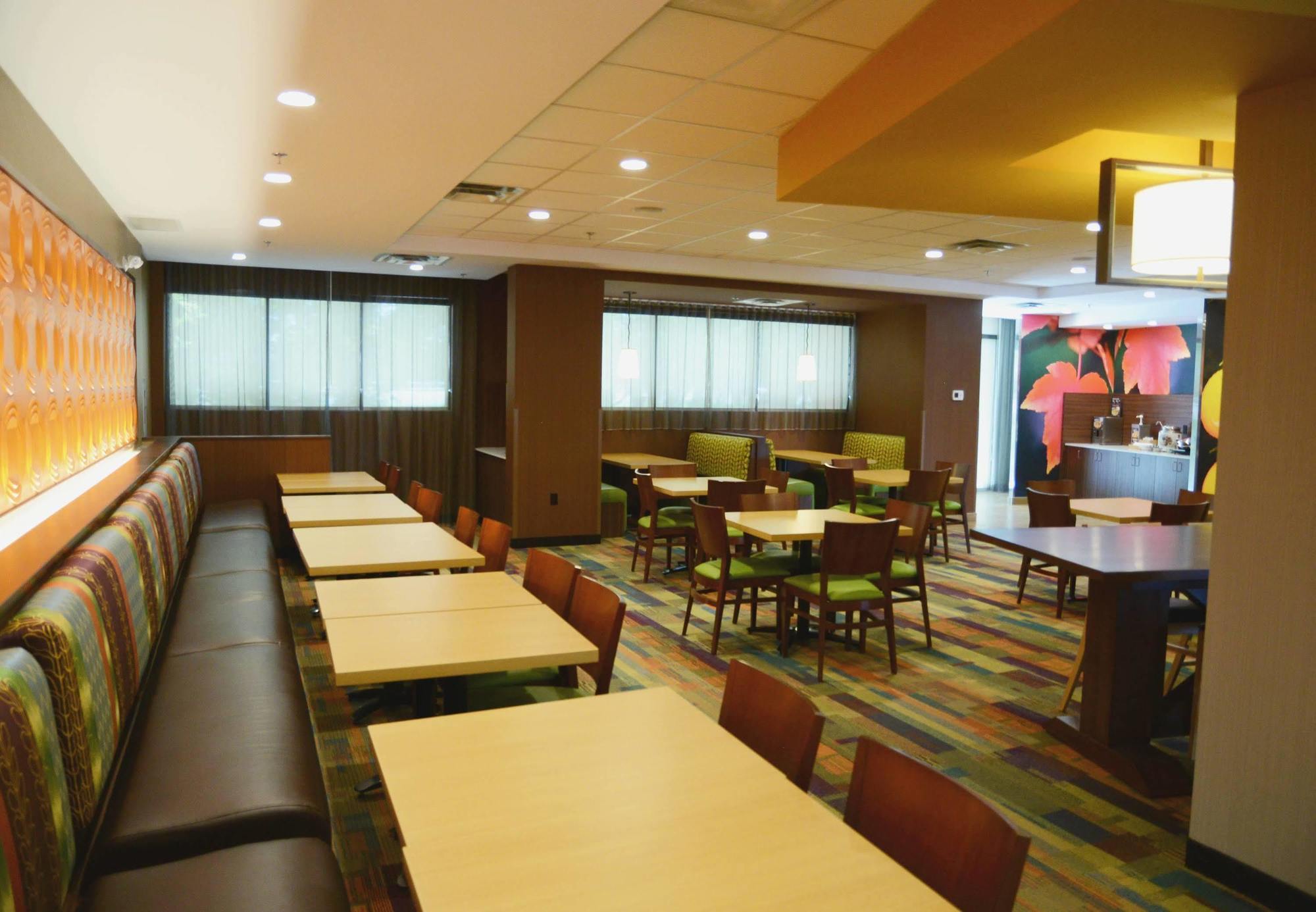 Fairfield Inn & Suites By Marriott Edmonton North Exterior photo